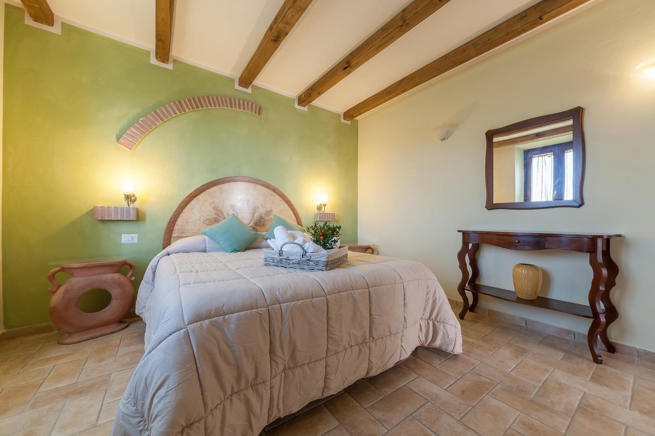 El Molino Agriturismo Фонтебланда Экстерьер фото